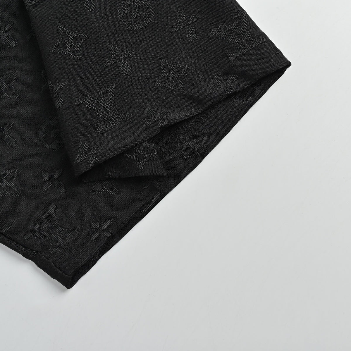 Louis Vuitton 2026SS Monogram Clover Embroidered Logo Short Sleeve T-Shirt - Black
