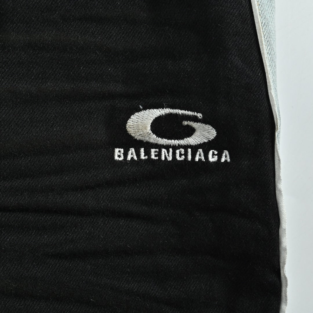 Balenciaga BLCG 26SS Contrast Logo Denim Shorts - Black