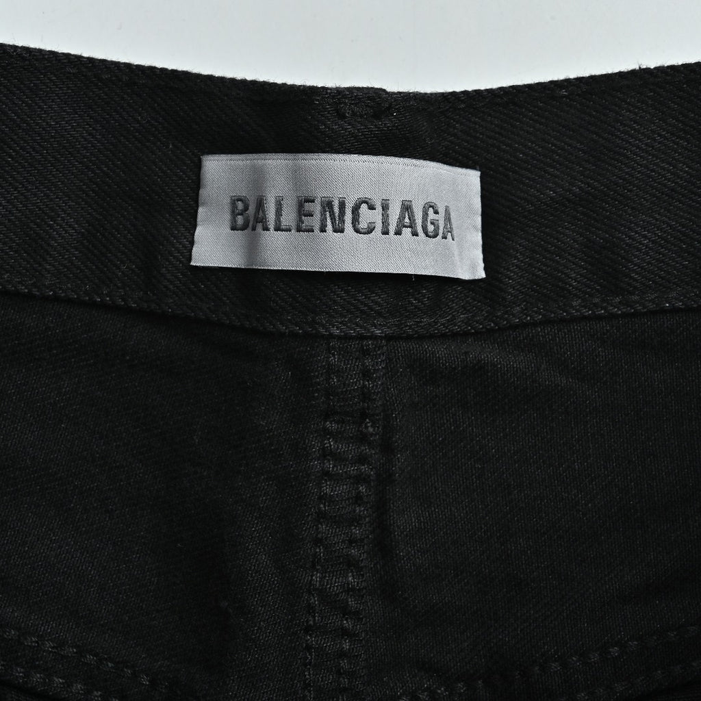 Balenciaga BLCG 26SS Contrast Logo Denim Shorts - Black