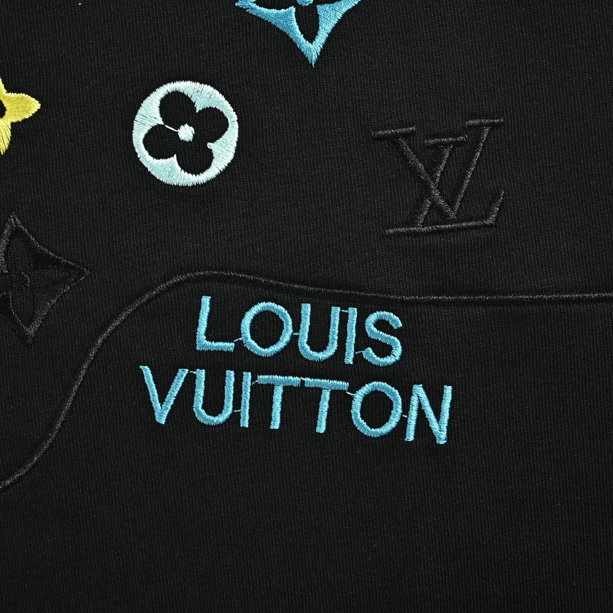 Louis Vuitton 26SS Wave Pattern Color-Block Monogram Embroidered Logo Long Sleeve T-Shirt - Black
