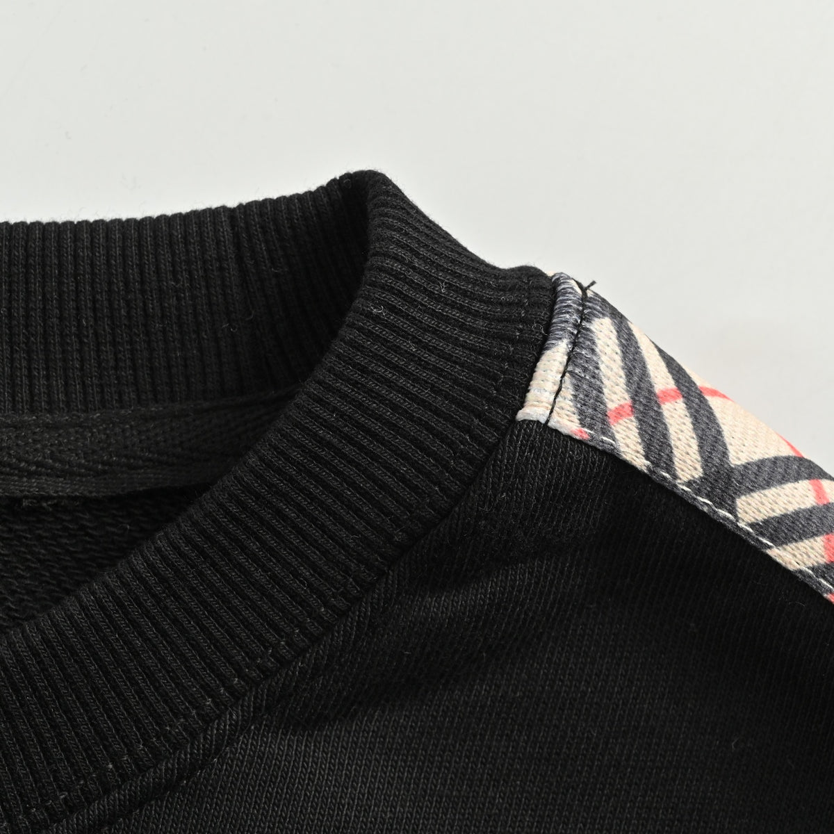 Burberry BBR Side Diamond Check Woven Tape Crewneck Sweatshirt - Black