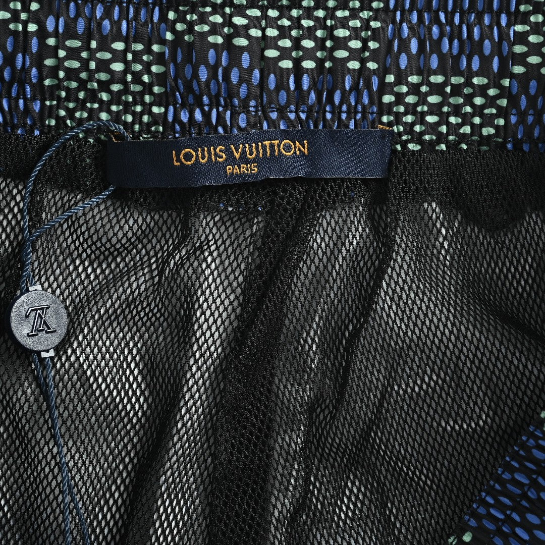 Louis Vuitton LV Damier Checkerboard All-Over Print Shorts - Navy / Grey