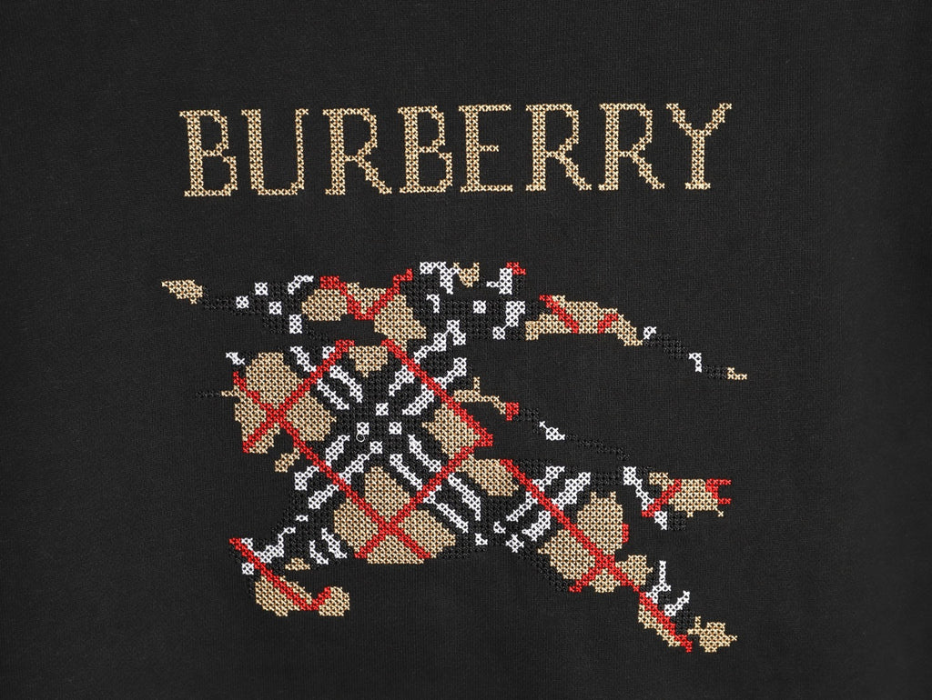 Burberry 25FW Equestrian Knight Cross-Stitch Embroidered Black Sweatshirt