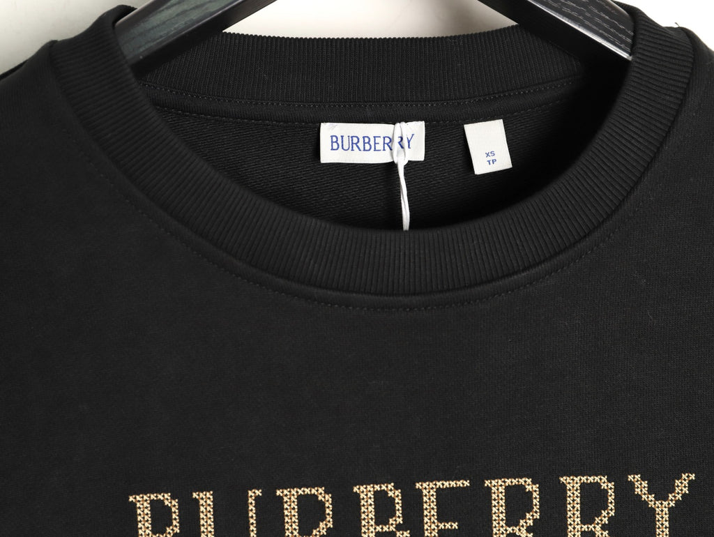 Burberry 25FW Equestrian Knight Cross-Stitch Embroidered Black Sweatshirt