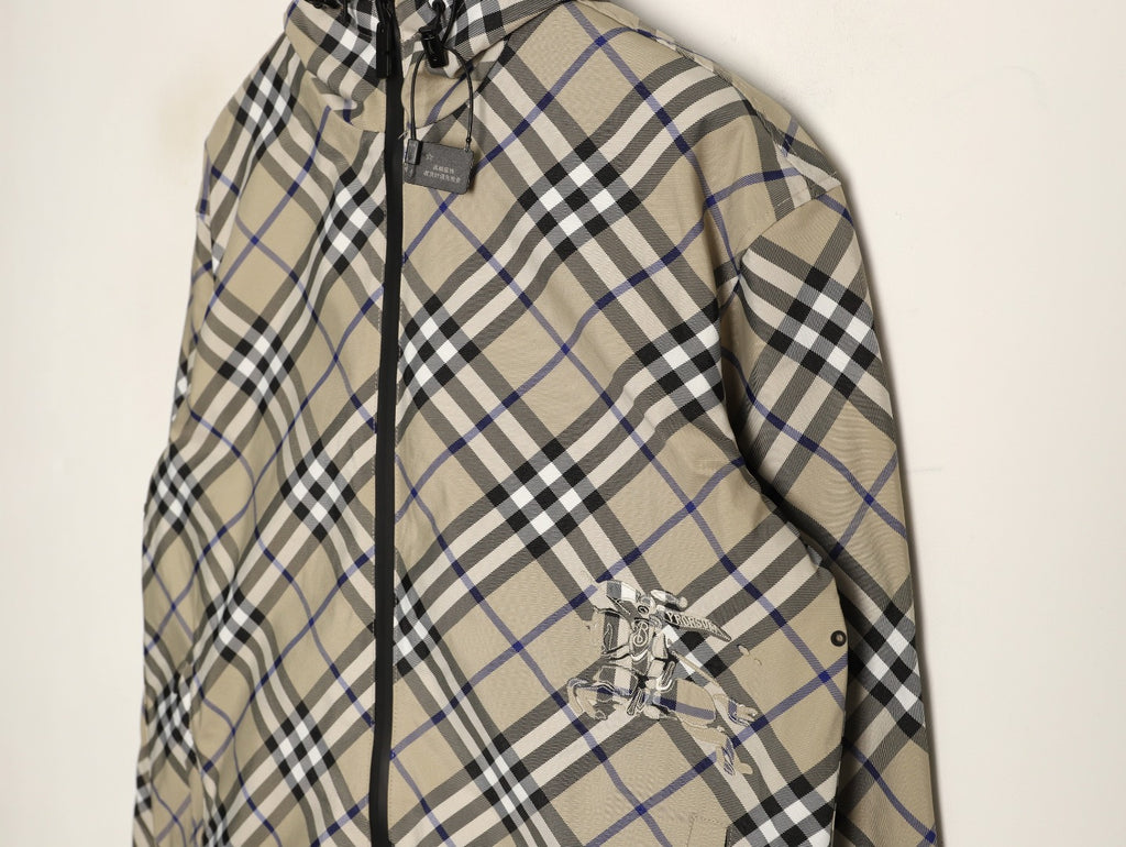 Burberry 24SS Diamond-Check Equestrian Knight Reversible Jacket