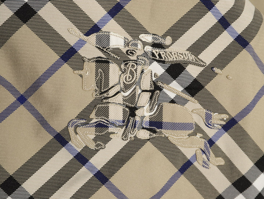 Burberry 24SS Diamond-Check Equestrian Knight Reversible Jacket