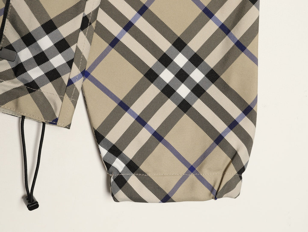 Burberry 24SS Diamond-Check Equestrian Knight Reversible Jacket