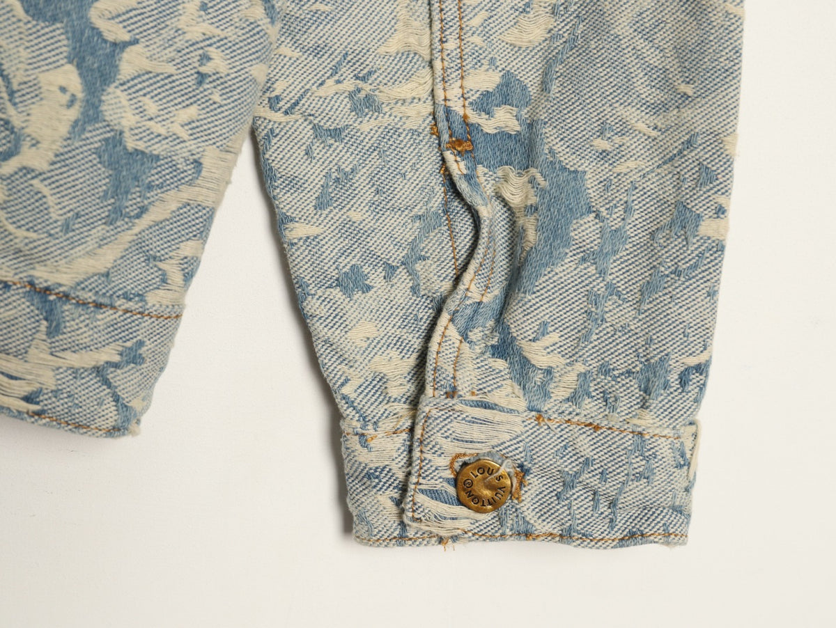 Louis Vuitton 22FW Vintage Floral Fringe Light-Wash Denim Jacket