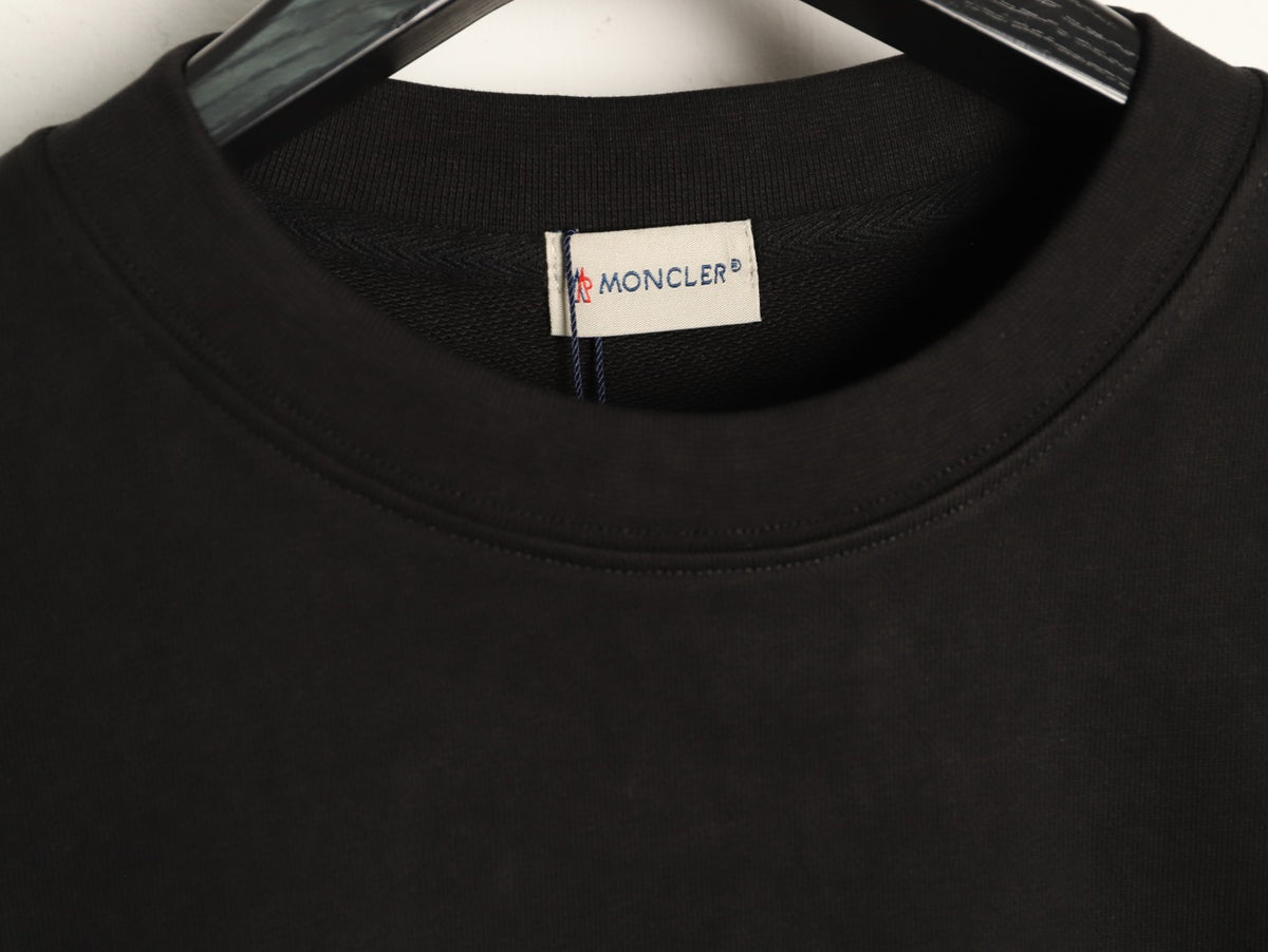 Moncler 26SS Contrast Emblem Logo Black Crewneck Sweatshirt
