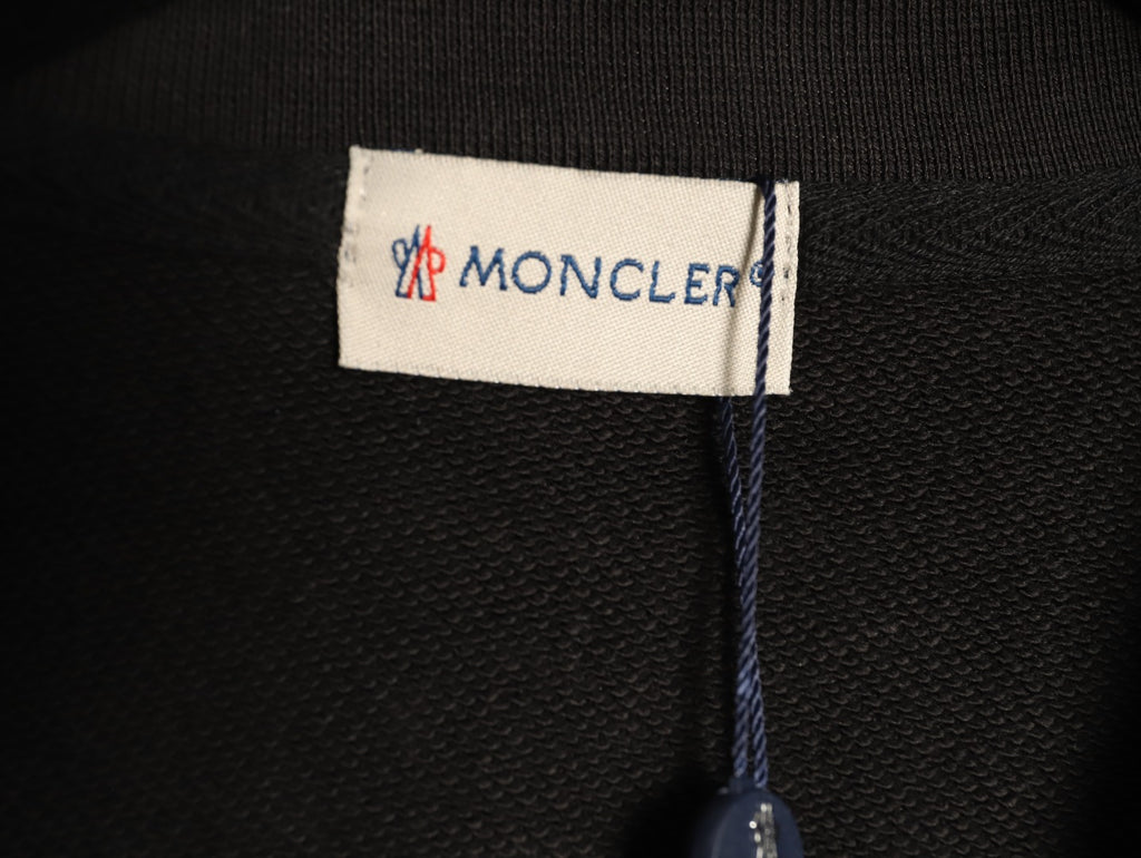 Moncler 26SS Classic Badge Embroidered Black Crewneck Sweatshirt