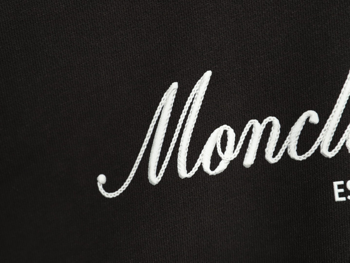 Moncler 26SS Artistic Script Logo Black Crewneck Sweatshirt