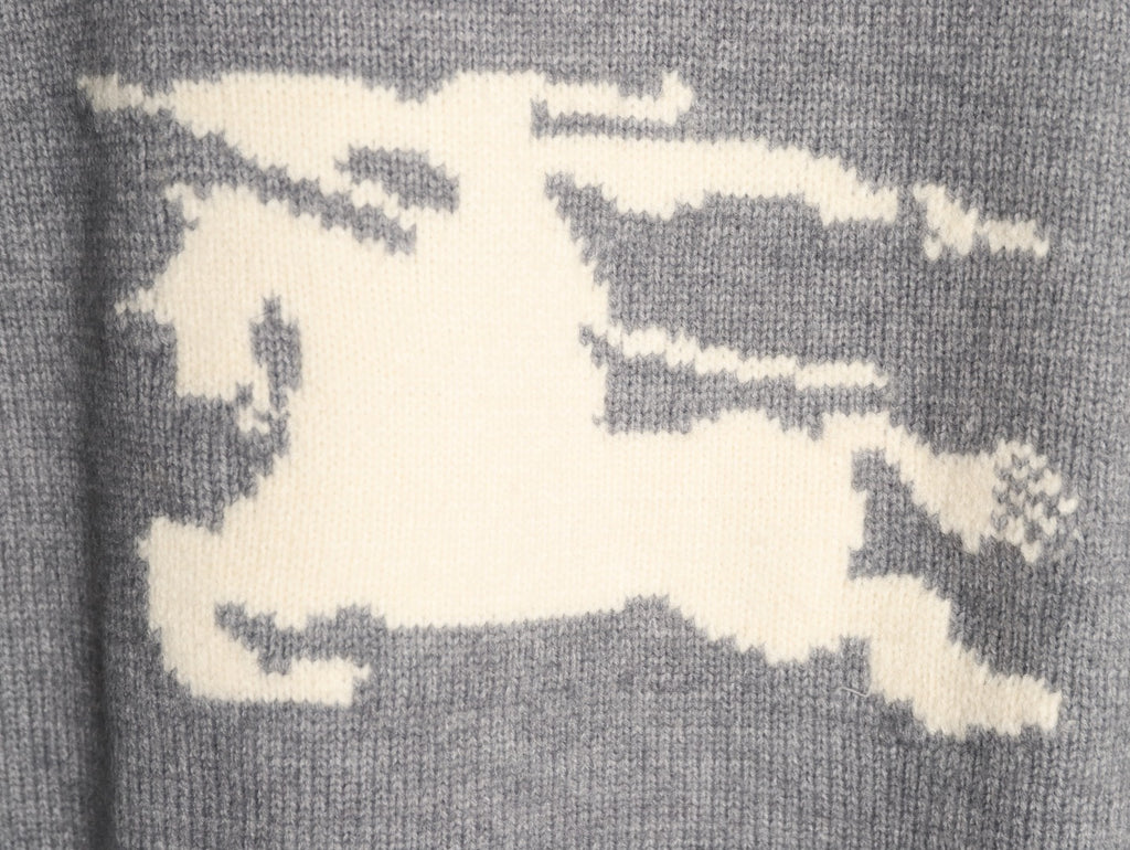 Burberry Oversized Equestrian Knight Jacquard Gray Cashmere Sweater