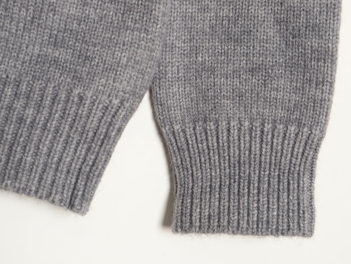 Burberry Oversized Equestrian Knight Jacquard Gray Cashmere Sweater