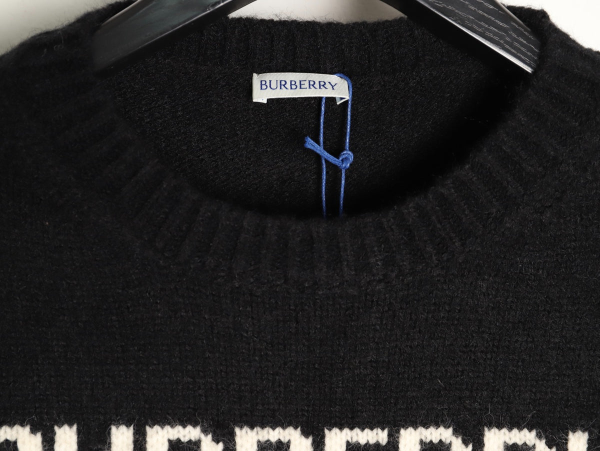 Burberry Oversized Equestrian Knight Jacquard Black Cashmere Sweater