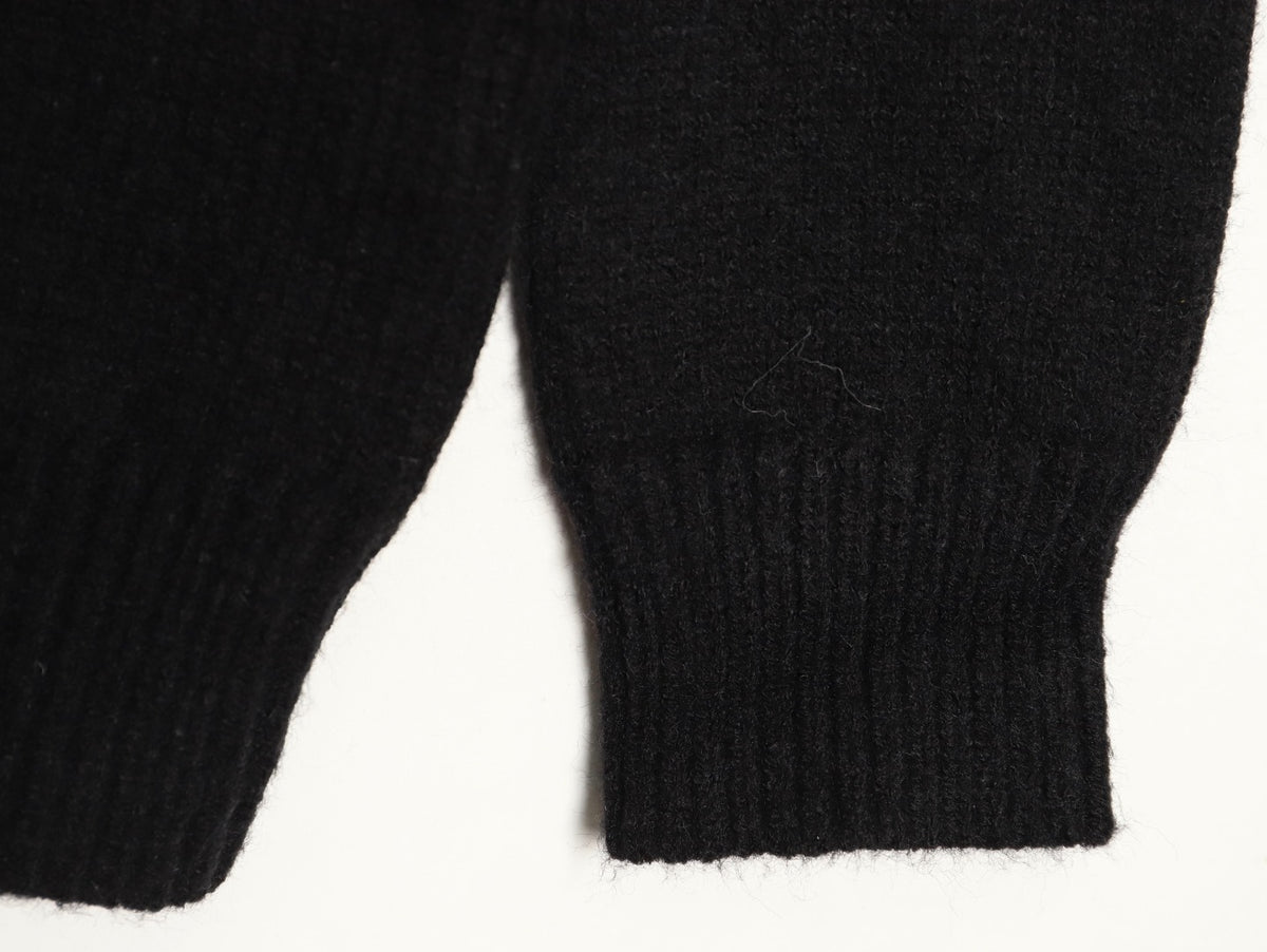 Burberry Oversized Equestrian Knight Jacquard Black Cashmere Sweater
