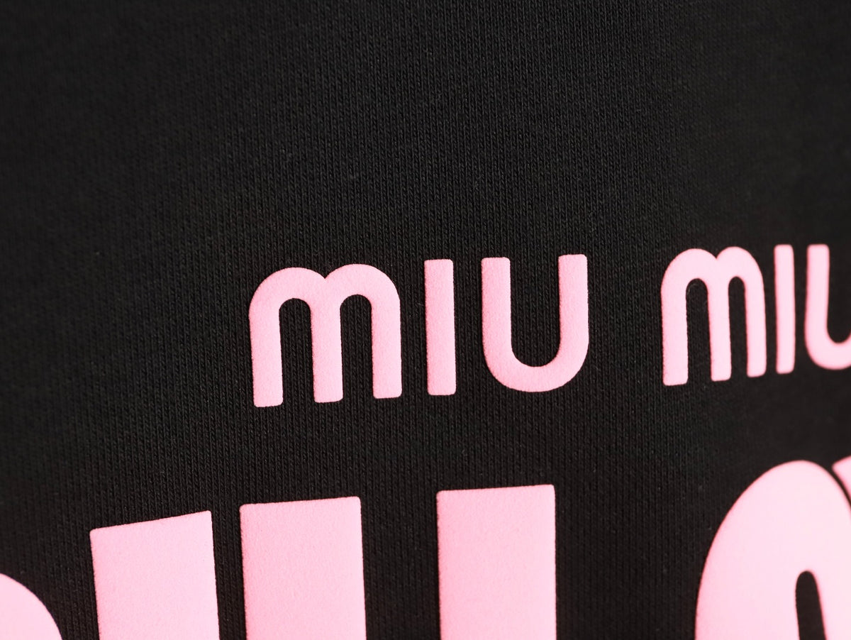 Miu Miu 25FW Pink Foam-Letter Logo Black Crewneck Sweatshirt