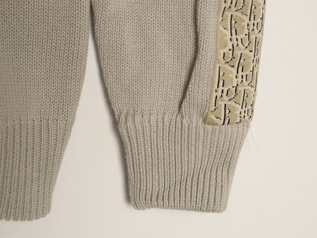 Dior 22FW Beige Jacquard-Tape Sleeve Crewneck Sweater