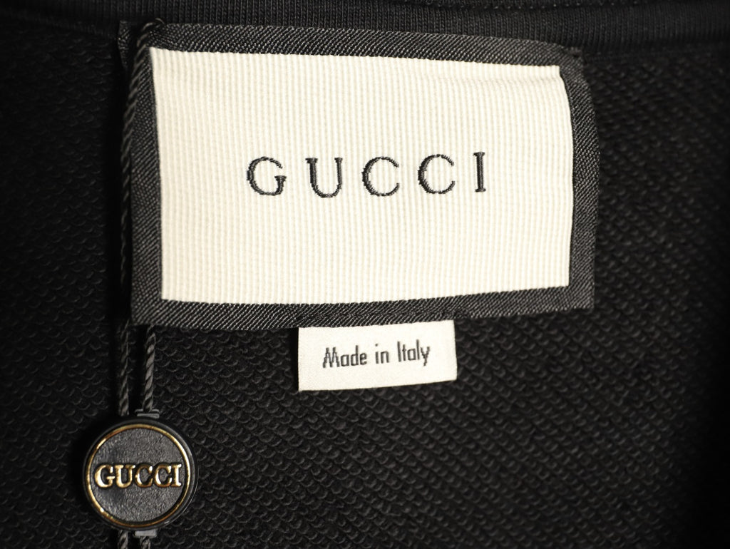 Gucci 26F Black Retro Letter Crewneck Sweatshirt